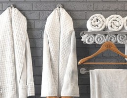 حوله  لباسی + چوب لباسی