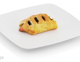برشی از کیک مغز شکلاتی