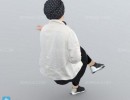 کاراکتر زن نشسته