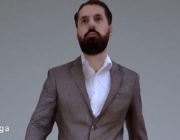 کاراکتر مرد در حال راه رفتن-low poly