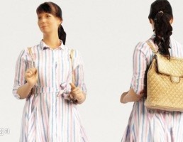 کاراکتر زن ایستاده