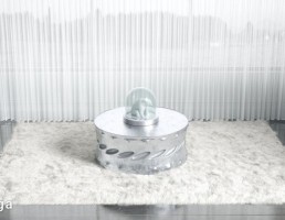 قالیچه خزدار + میز عسلی