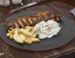 گوشت و سیب زمینی گریل شده