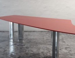میز چهارپایه