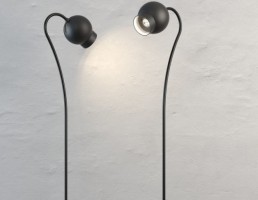 آباژور ایستاده